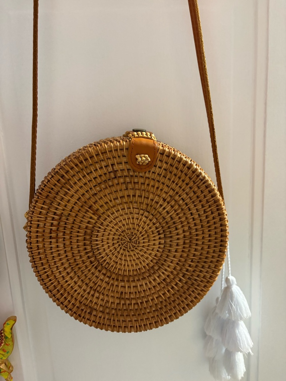 Woven Round Straw Crossbody Bag - Tan